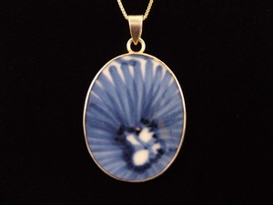 lot 53 image: .925 Sterling Silver Ancient Asian Pottery Shard Pendant Necklace