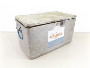 lot 14 image: Vintage Aluminum Hamms Beer Cooler with TONS of Character