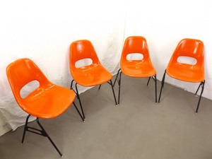lot 99 image: 4 Mid Century Krueger Metal Products Orange Fiberglass Chairs