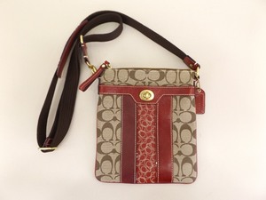 lot 80 image: Authentic COACH Signature Small Crossbody Purse
