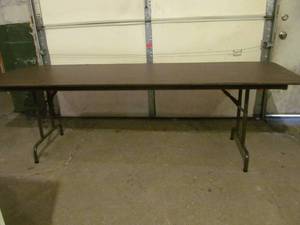 lot 73 image: folding table