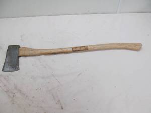 lot 104 image: axe