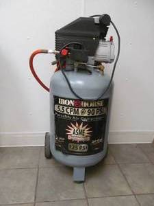 lot 10 image: Iron Horse portable electric gas compressor