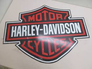 lot 22 image: Harley Davidson advertisement