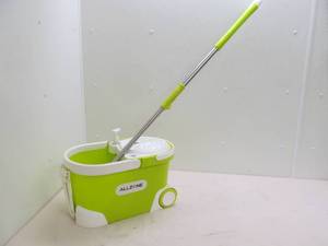 lot 44 image: all zone mop bucket
