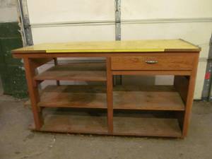 lot 71 image: work bench