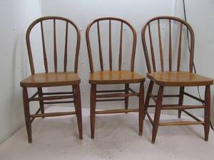 lot 123 image: vintage wood dining chairs