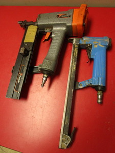 lot 510 image: PASLODE NAILER, FINISH STAPLER