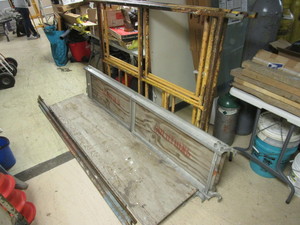 lot 513 image: SCAFFOLDING SOLUTIONS ADJUSTABLE HEIGHT SCAFFOLDING, WITH DECKS AND BRACING