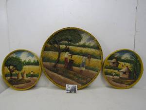 lot 79 image: Set of Vintage Hand Painted 1950s 3D Wall Hangings