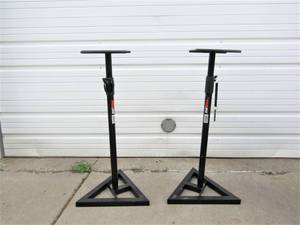lot 160 image: Pair of Adjustable Height PROLINE Speaker Stands