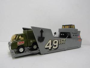 lot 186 image: Vintage BUDDY L Navy 49 LST Landing Ship