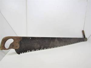 lot 190 image: Large Antique 2-Man Cross Cut saw