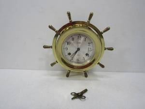 lot 195 image: Vintage Solid Brass SALEM Ships Wheel Clock