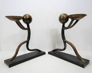 lot 267 image: Pair of Deco Figural Key Holder Trinket Tray Stands