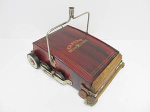 lot 297 image: Antique 1910s GEM Vacuum Cleaner