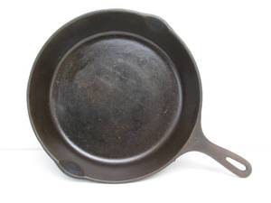 lot 299 image: Nice Old 11 34 Cast Iron Number 10 Skillet