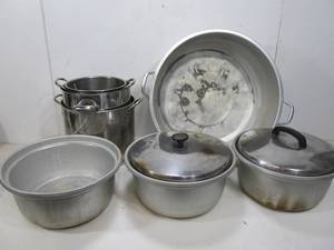 lot 308 image: Lot of Commercial Restaurant Stainless etc Cookware
