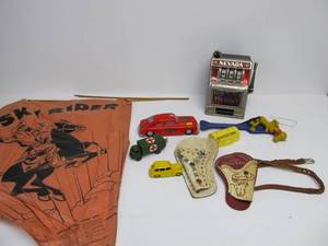 lot 349 image: Lot of Assorted Vintage Toys