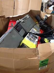 LOT WITH RYOBI , HOMELITE LAWNOUTDOOR TOOLS TRIMMERSBLOWERS SEE PICS NOT CHECKED