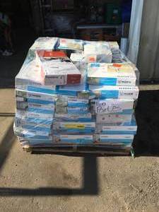 PALLET WITH MOEN FAUCETS FOR PARTS SEE PICS