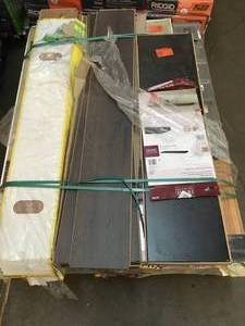 MIX LOT OF FLOORING SEE PICS