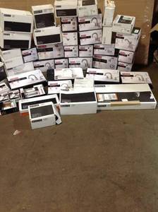 LOT WITH DELTA FAUCETS & BATHROOM ACCESSARIES INSPECTED ALL COMPLETE SOME USED AND LIKE NEW CONDITIONS