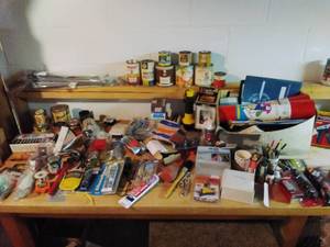 lot 133 image: Pro-Chef Prep Table & Everything on it
