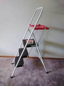 lot 110 image: Stapleton Project Pro 3 Step Folding Ladder