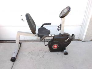 lot 209 image: Schwinn Stationary Bicycle
