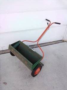 lot 215 image: Scotts Seeder