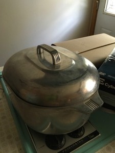 lot 506 image: Misc Kitchen Items
