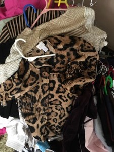 lot 503 image: Lots of Clothing