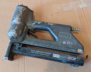 Senco Pneumatic Nail Gun