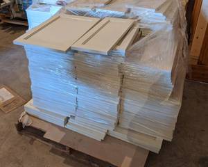 Pallet of White Cabinet Door Fronts