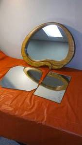 lot 10 image: Lot of 3 Mirrors