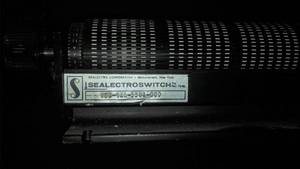 lot 29 image: Sealectroswitch