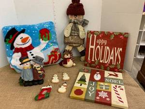 Christmas Decor Lot