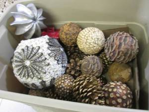 lot 19 image: Lot of Pine Cone Ornaments Etc in T...