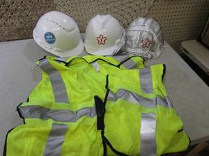 lot 38 image: 3 Safety Hard Hats and Reflective S...