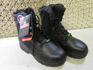 lot 41 image: Pair of Brahma Rugged Leather Work ...