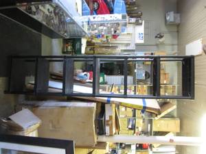 lot 47 image: Tall Plastic Shelf 100 H x 22 W x...