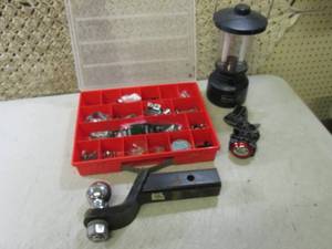 lot 71 image: Receiver Hitch Lantern Head Lamp an...