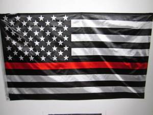 lot 88 image: 3 ft x 5 ft Red Line US Flag (Firef...