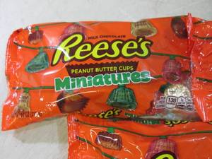 lot 103 image: 3 Bags of Reeses Peanut Butter Cups...