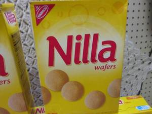 lot 129 image: 5 Boxes of Nilla Wafers Best by Nov...