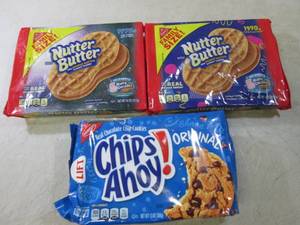 lot 140 image: 3 Packs of Cookies Past Date  B-2...