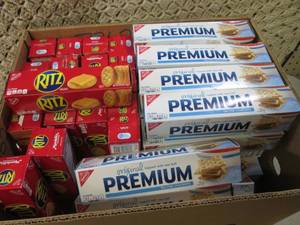 lot 144 image: Box Full of Ritz and Saltine Cracke...