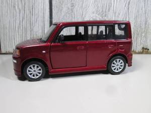 lot 155 image: Maisto Scion xB Diecast Car Van 12...