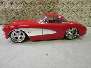 lot 164 image: Jada 1957 Chevrolet Corvette Diecas...
